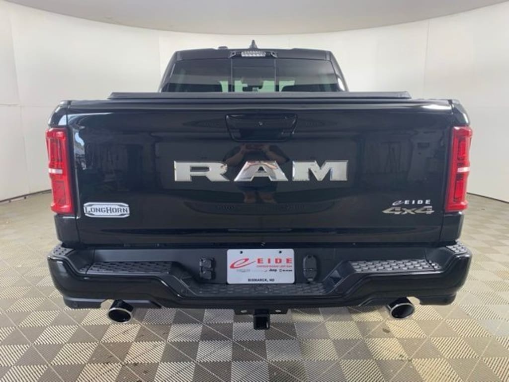 New 2026 Ram 1500 LIMITED LONGHORN CREW CAB 4X4 5'7 BOX Pickup