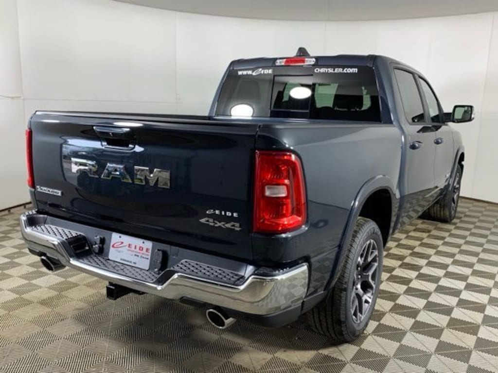 New 2027 Ram 1500 LARAMIE CREW CAB 4X4 5'7 BOX Pickup