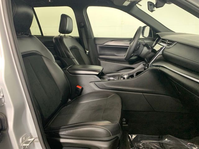 2025 Jeep Grand Cherokee Altitude - Photo 21