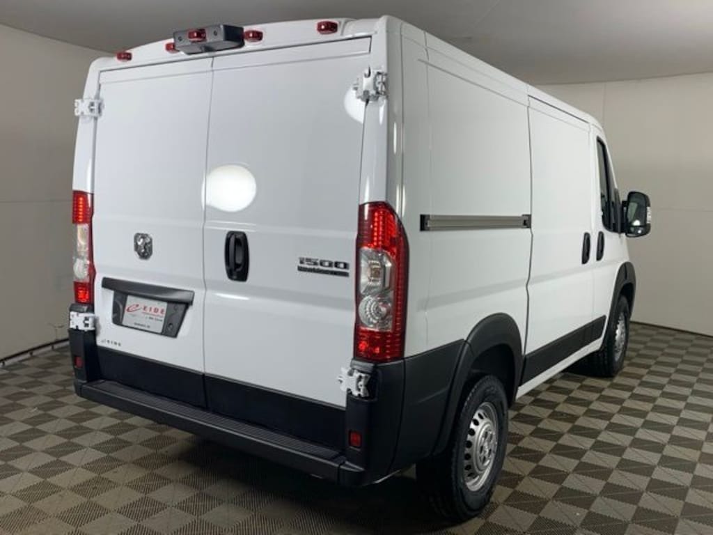 New 2026 Ram ProMaster PROMASTER 1500 TRADESMAN CARGO VAN LOW ROOF 118' W Cargo Van