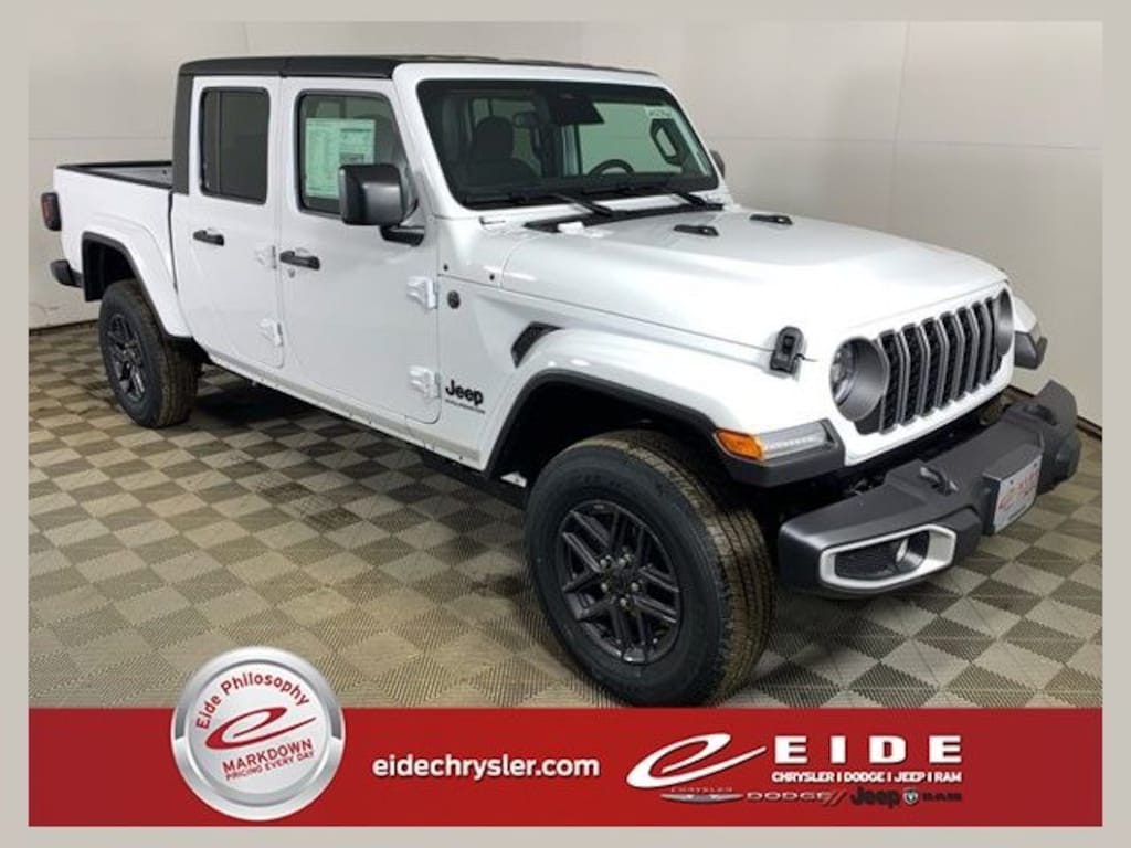New 2026 Jeep Gladiator SPORT S 4X4 Pickup