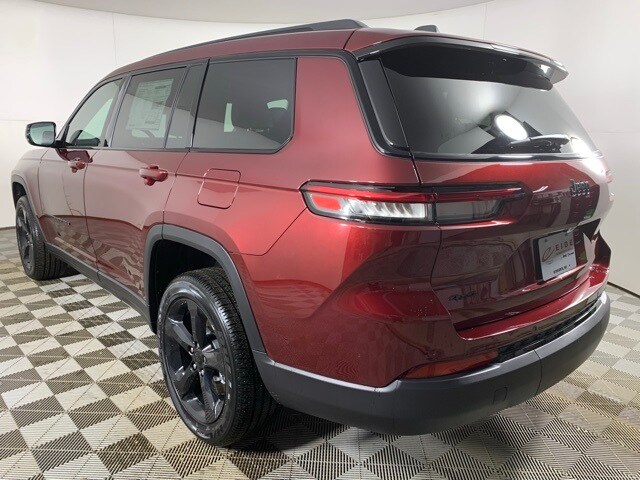 2025 Jeep Grand Cherokee Laredo Altitude X photo 4