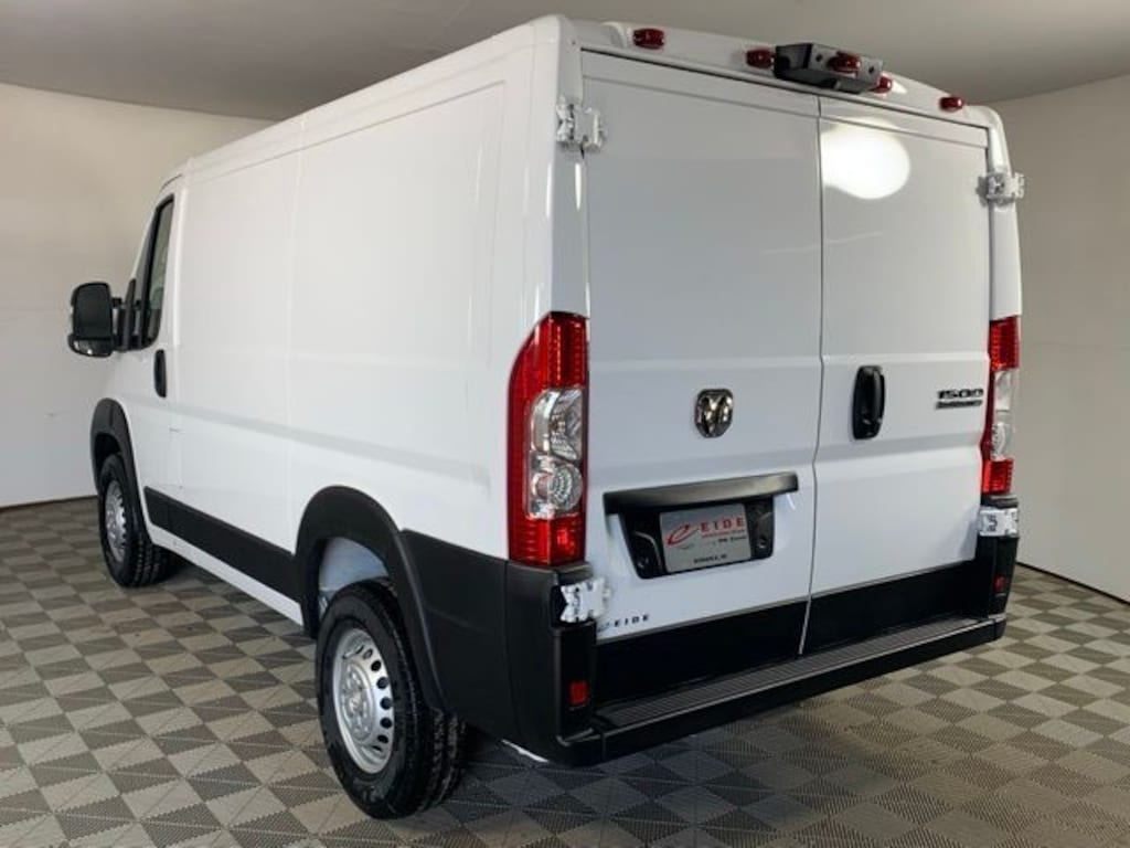 New 2026 Ram ProMaster PROMASTER 1500 TRADESMAN CARGO VAN LOW ROOF 118' W Cargo Van