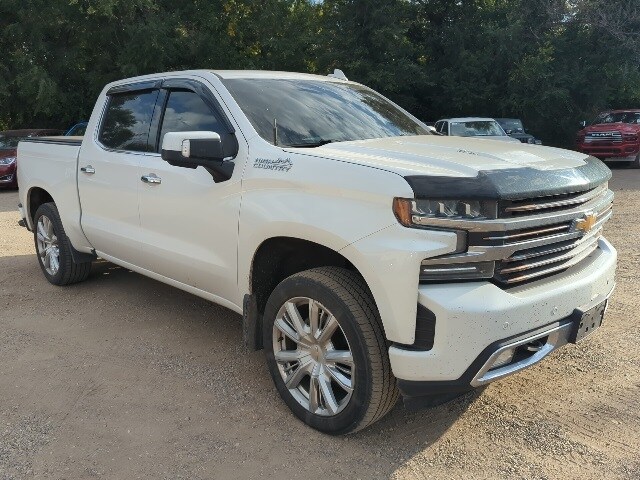 2020 Chevrolet Silverado 1500 High Country photo 3