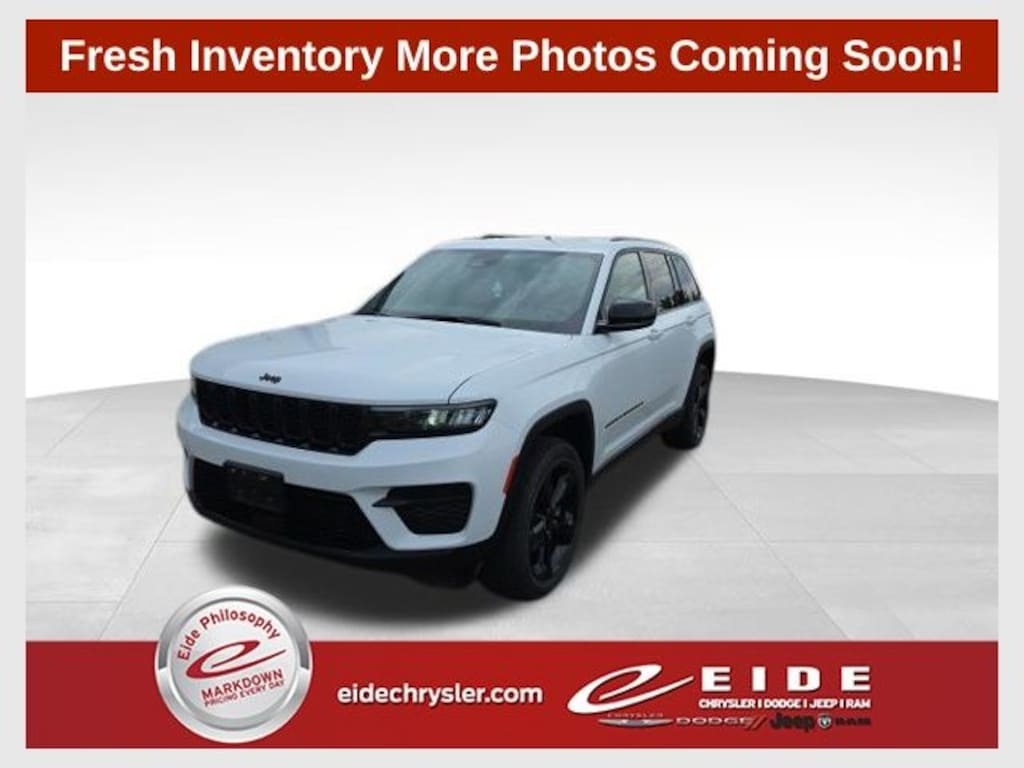 Used 2023 Jeep Grand Cherokee Laredo SUV