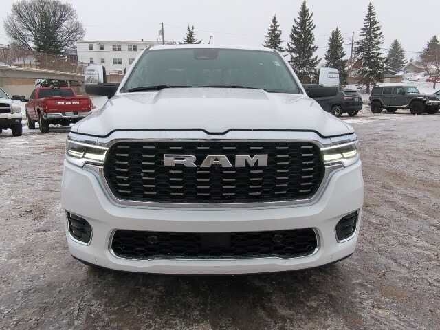 2025 Ram 1500 photo 3