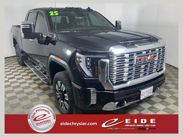 2025 GMC Sierra Denali 4WD Crew Cab Standard Box's photo