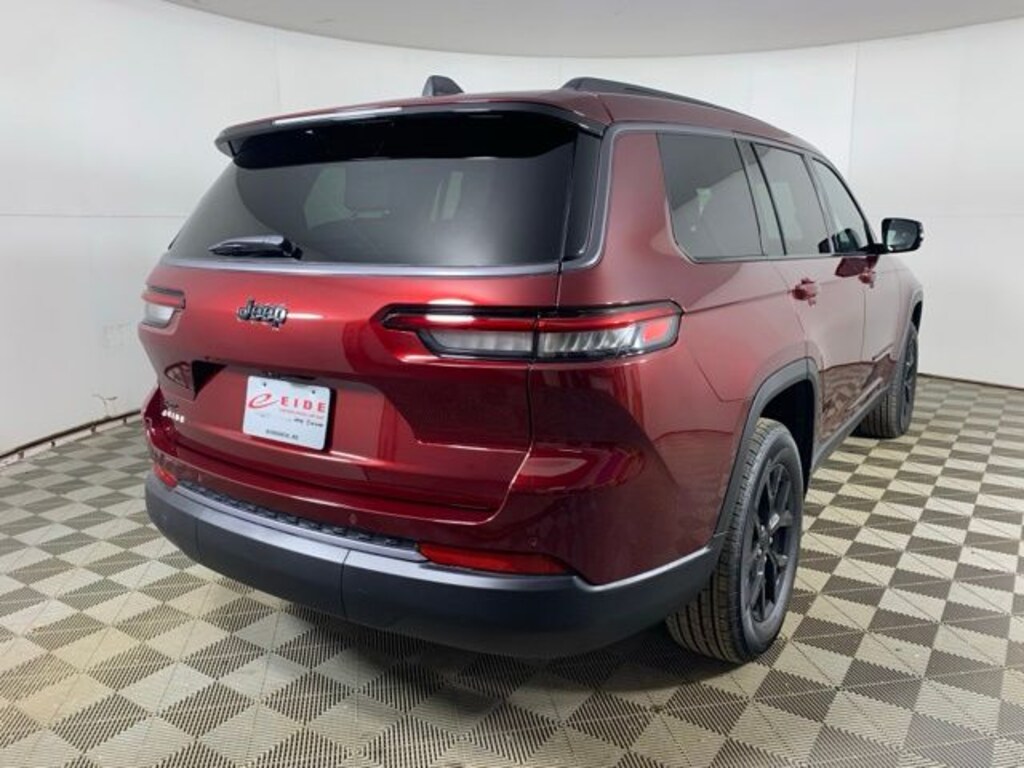 New 2026 Jeep Grand Cherokee L Altitude 4x4 Sport Utility