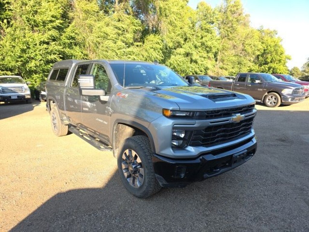 Used 2024 Chevrolet Silverado 2500 HD Custom Truck Crew Cab