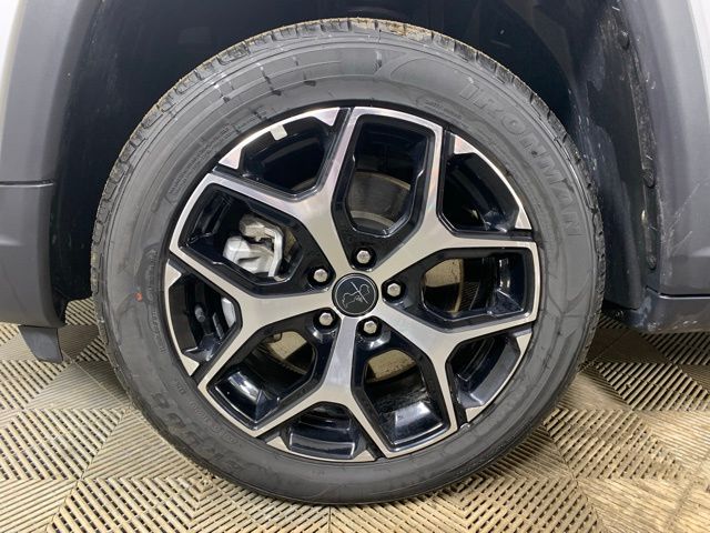 2025 Jeep Compass Limited - Photo 30