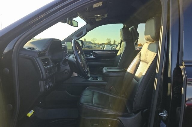 2021 Chevrolet Tahoe RST photo 2