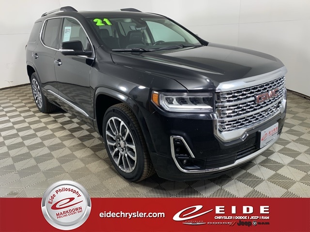 2021 GMC Acadia Denali's photo