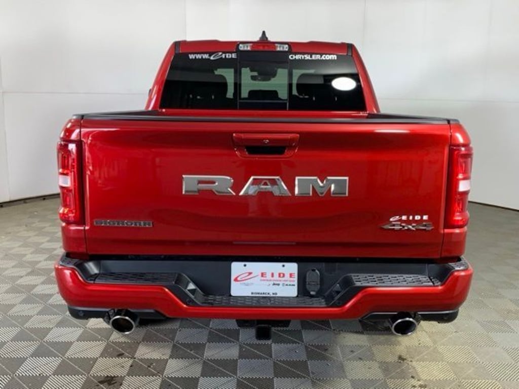 New 2026 Ram 1500 BIG HORN CREW CAB 4X4 5'7 BOX Pickup