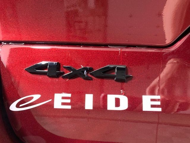2026 Jeep Grand Cherokee Laredo - Photo 9
