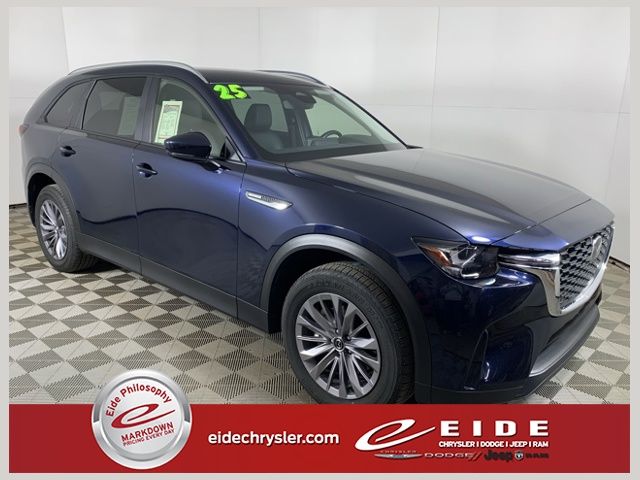 2025 Mazda CX-90 Select's photo