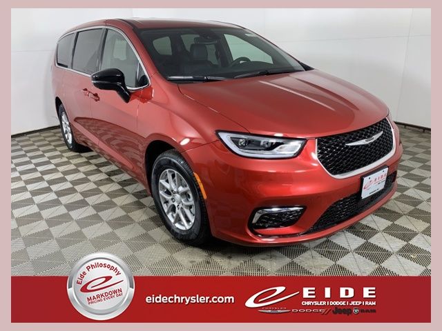 2026 Chrysler Pacifica