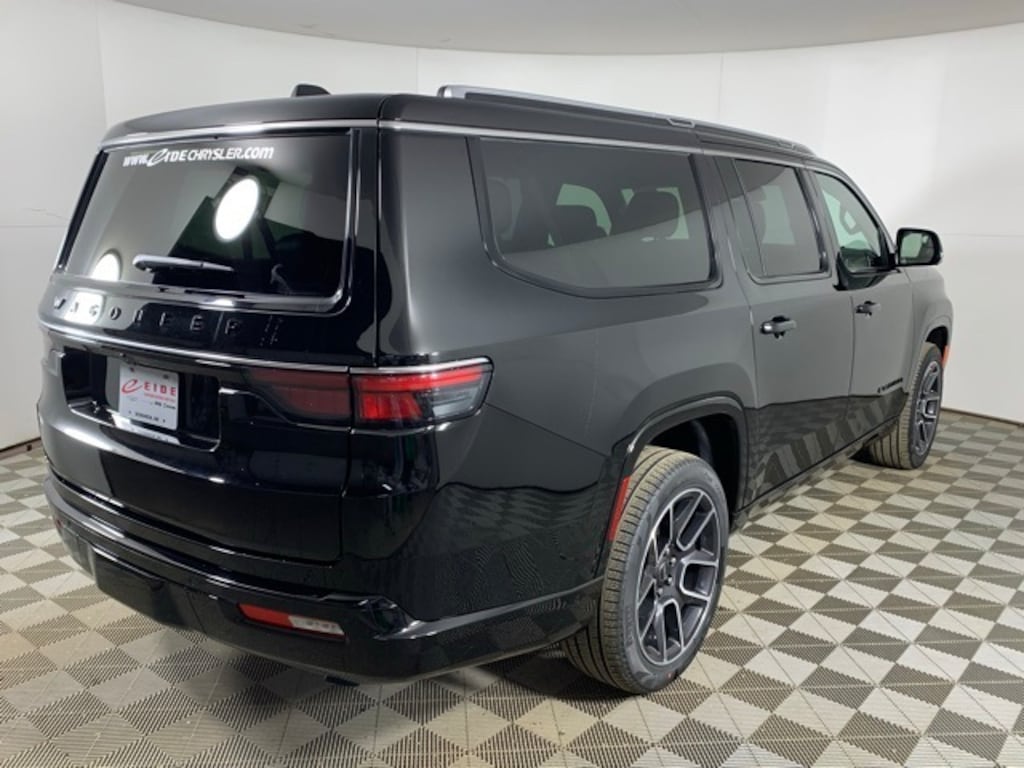 New 2025 Jeep Wagoneer L SUPER 4X4 Sport Utility