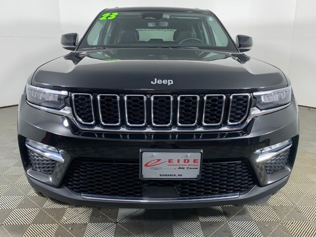 2023 Jeep Grand Cherokee Limited photo 3