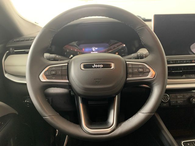 2025 Jeep Compass Limited - Photo 15
