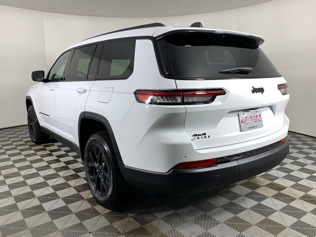 2025 Jeep Cherokee Lux Altitude X photo 2