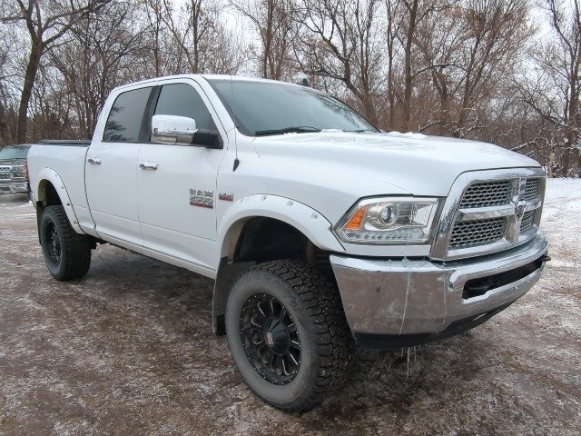 2015 Ram 2500 Laramie photo 2