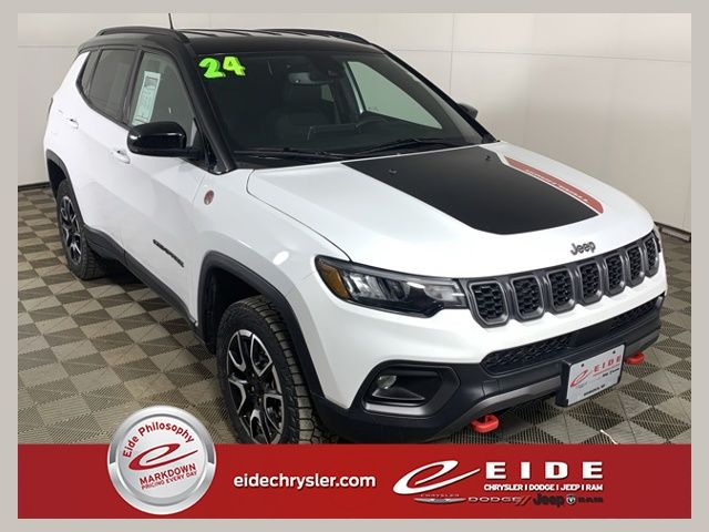 2024 Jeep Compass Trailhawk 4X4's photo