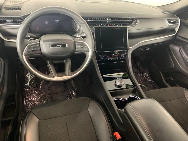 2025 Jeep Grand Cherokee Altitude - Photo 18