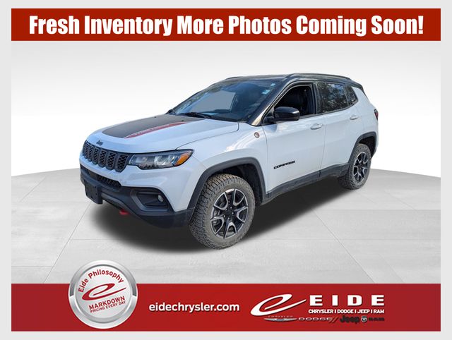 2024 Jeep Compass Trailhawk 4X4's photo