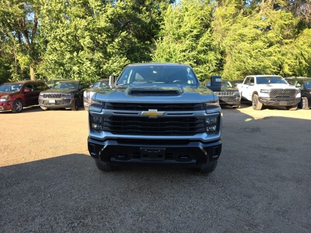 Used 2024 Chevrolet Silverado 2500 HD Custom Truck Crew Cab