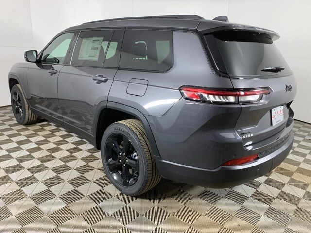 2025 Jeep Grand Cherokee Laredo Altitude X photo 4