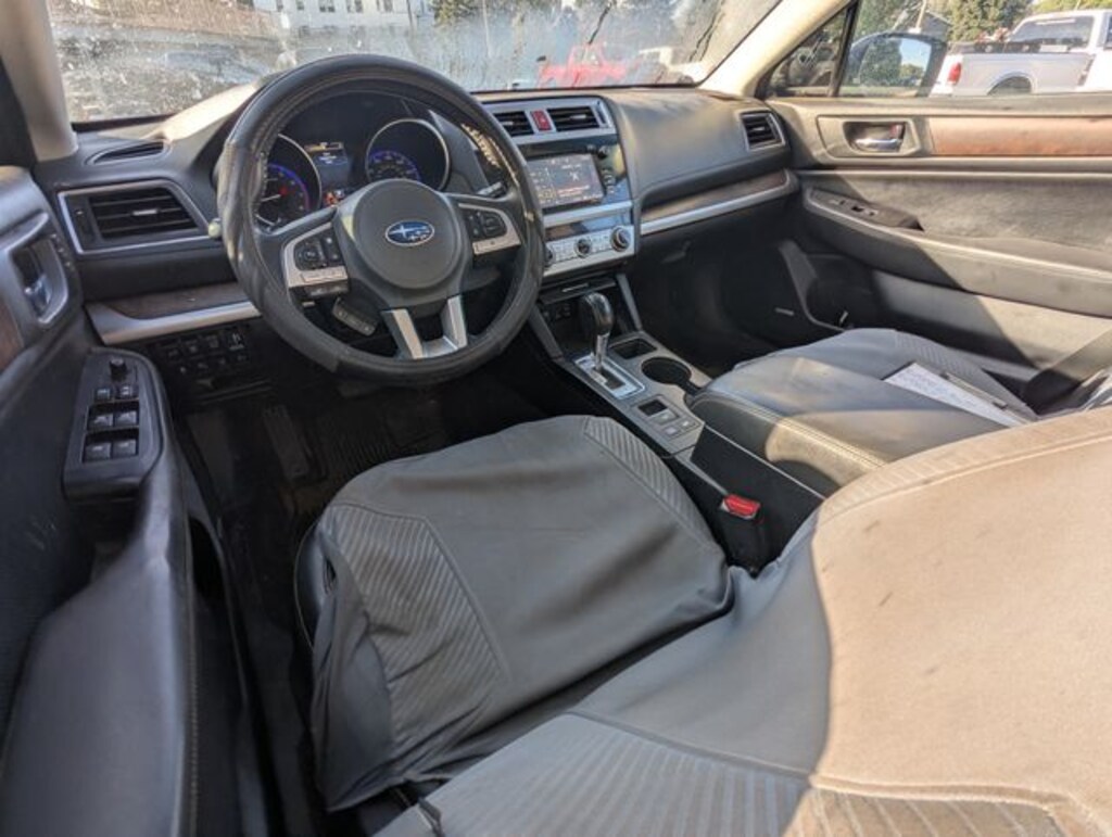 Used 2015 Subaru Outback 2.5i Limited w/Moonroof/KeylessAccess/Nav/EyeSight SUV