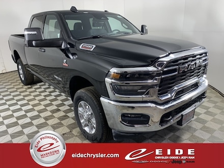 2025 Ram 2500 BIG HORN CREW CAB 4X4 6'4 BOX Pickup