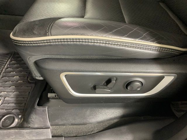 2022 RAM Ram 1500 Pickup Laramie - Photo 17