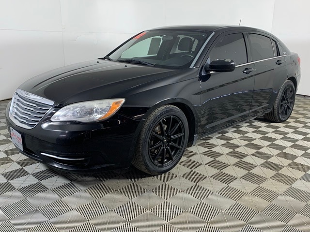 Used 2012 Chrysler 200 Touring with VIN 1C3CCBBB0CN219261 for sale in Bismarck, ND