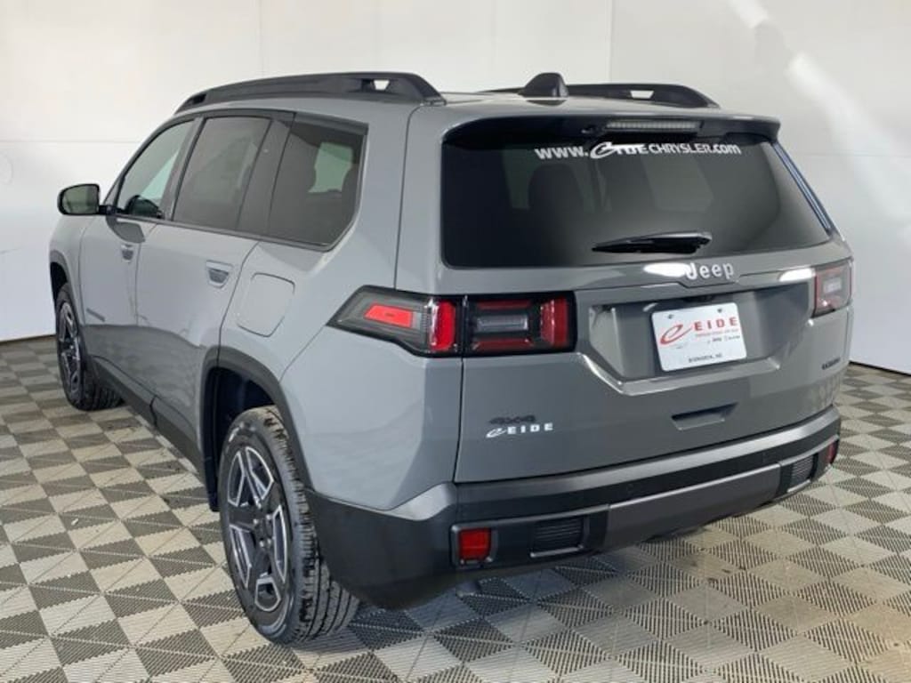 New 2026 Jeep Cherokee LAREDO 4X4 Sport Utility