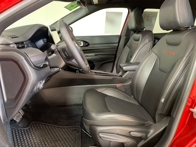 2025 Jeep Compass Trailhawk - Photo 12