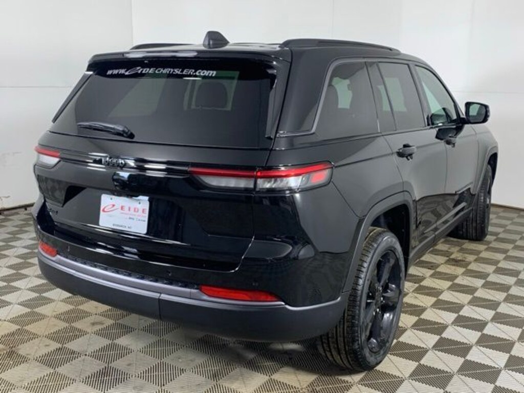 New 2026 Jeep Grand Cherokee LIMITED 4X4 Sport Utility