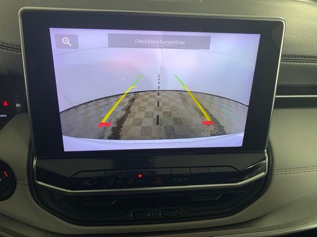 2025 Jeep Compass Limited - Photo 11