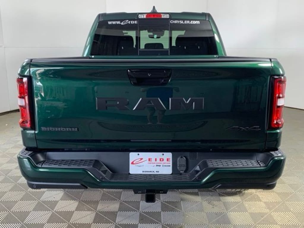 New 2026 Ram 1500 BIG HORN CREW CAB 4X4 5'7 BOX Pickup