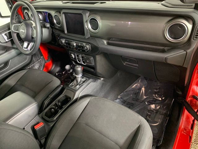 2023 Jeep Wrangler 4-Door Sahara - Photo 23