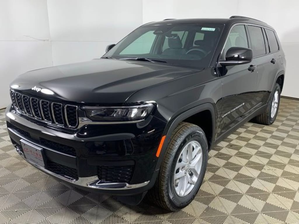 New 2026 Jeep Grand Cherokee L LAREDO X 4X4 Sport Utility