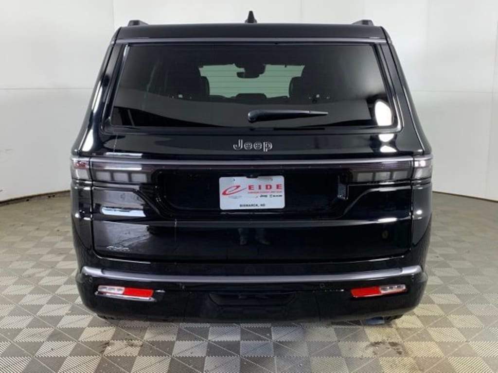 New 2026 Jeep Grand Wagoneer LIMITED RESERVE 4X4 Sport Utility