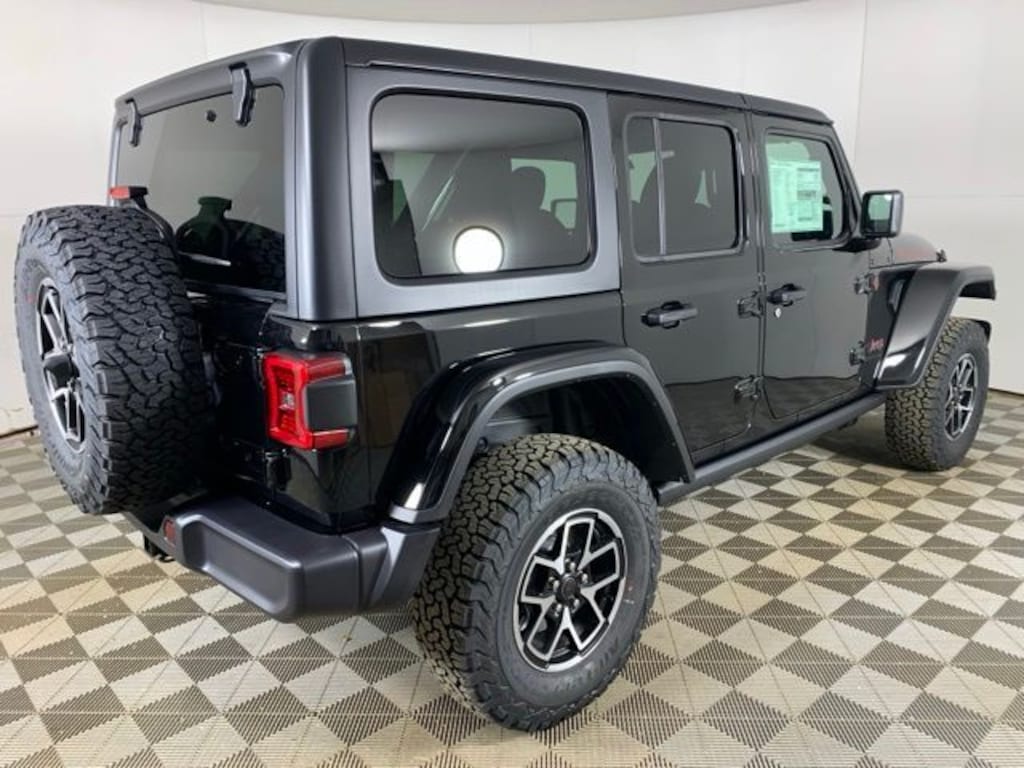 New 2026 Jeep Wrangler 4-DOOR RUBICON Sport Utility