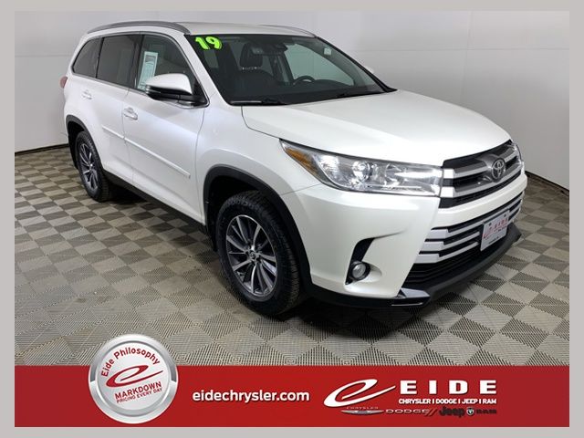 2019 Toyota Highlander XLE 4x4 V6's photo