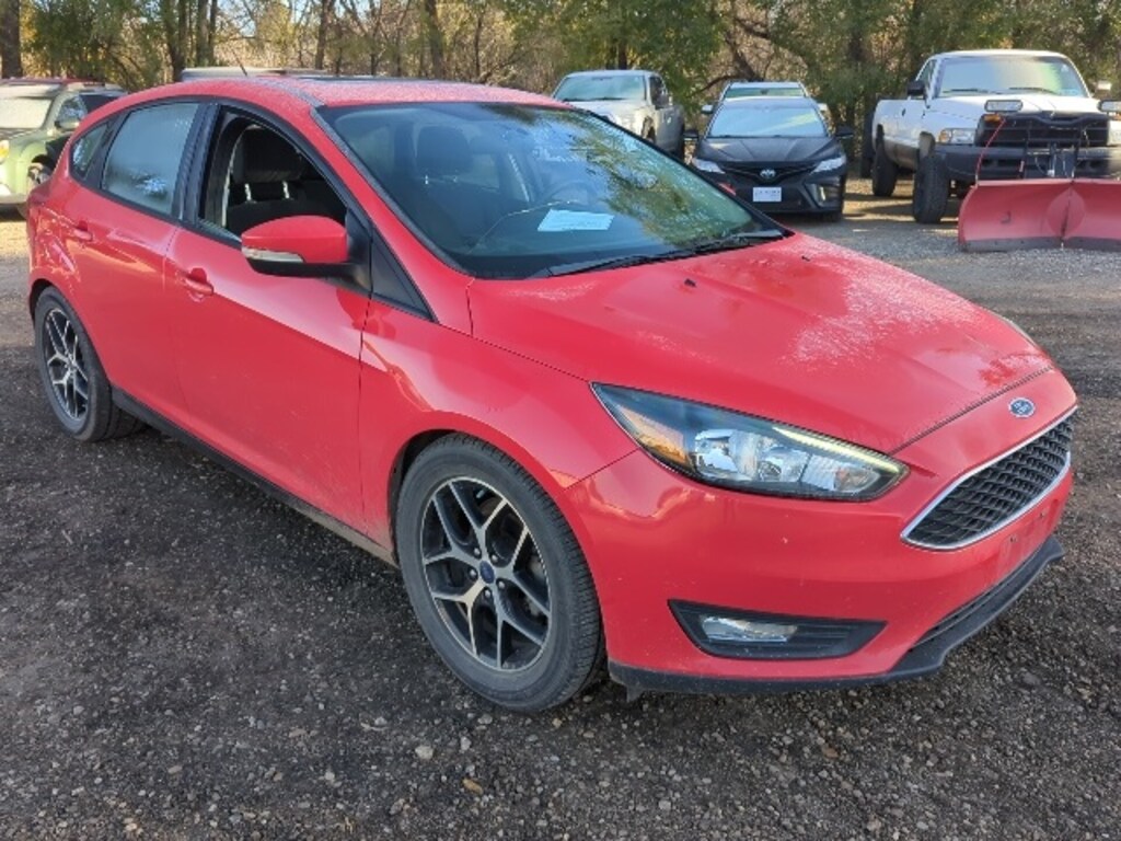 Used 2017 Ford Focus SEL Hatchback