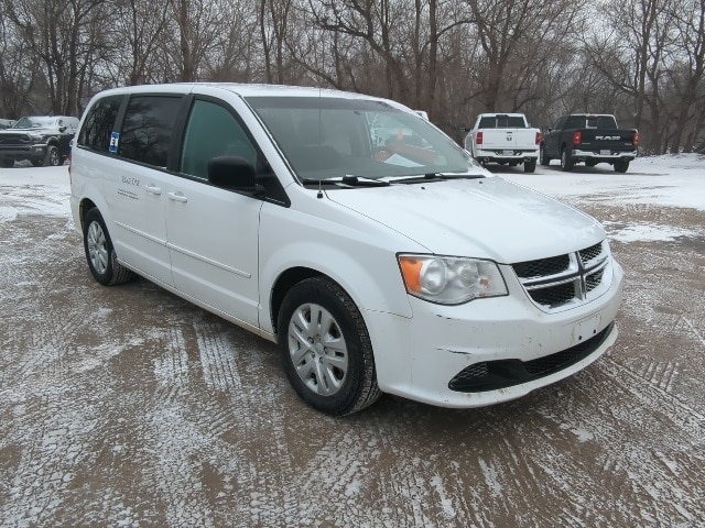 Used 2016 Dodge Grand Caravan SE with VIN 2C4RDGBG1GR336108 for sale in Bismarck, ND