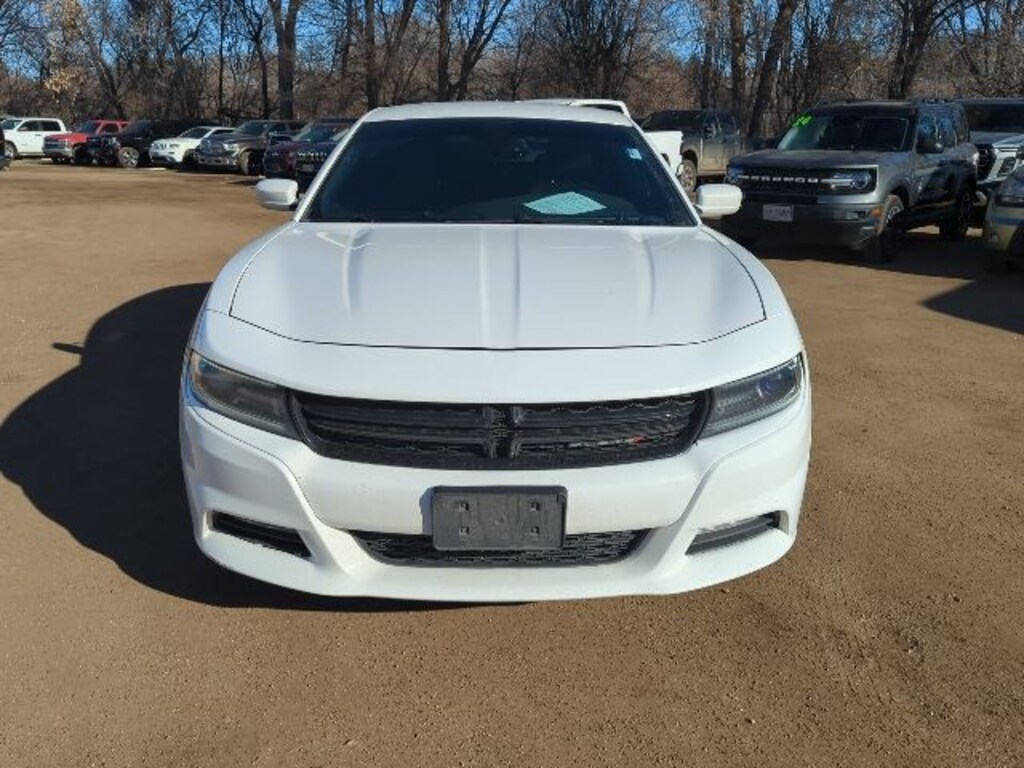Used 2015 Dodge Charger SXT Sedan