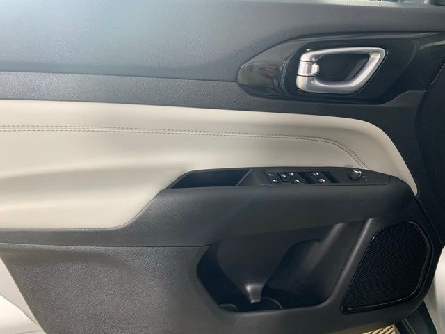 2025 Jeep Compass Limited - Photo 27