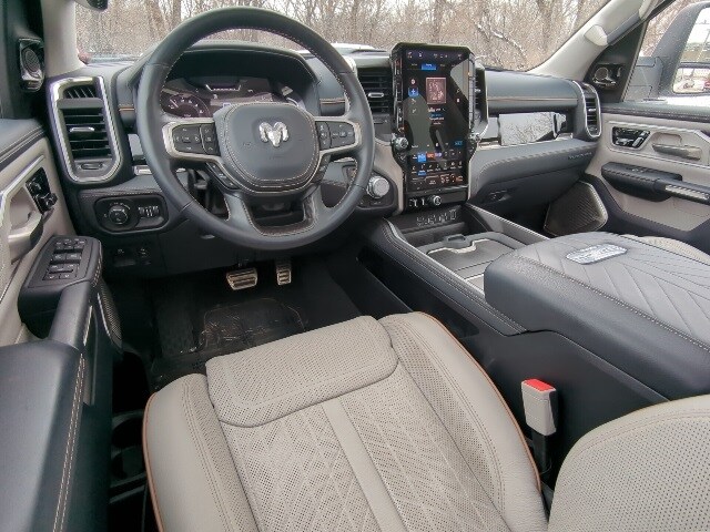 2025 Ram 1500 photo 4