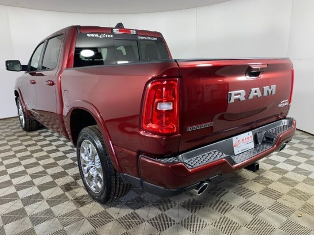 New 2026 Ram 1500 BIG HORN CREW CAB 4X4 5'7 BOX Pickup